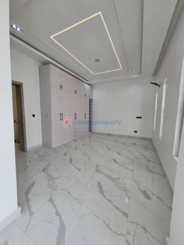 4 bedroom Semi detached Duplex For Rent Chevron Drive Lekki Lagos - 1