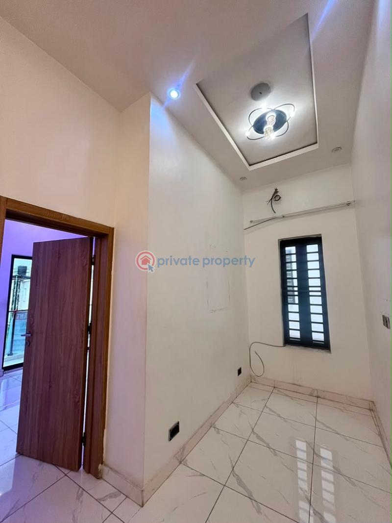 4 bedroom Semi detached Duplex For Rent Ikota Lekki Lagos - 16