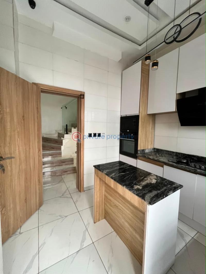 4 bedroom Semi detached Duplex For Rent Ikota Lekki Lagos - 11