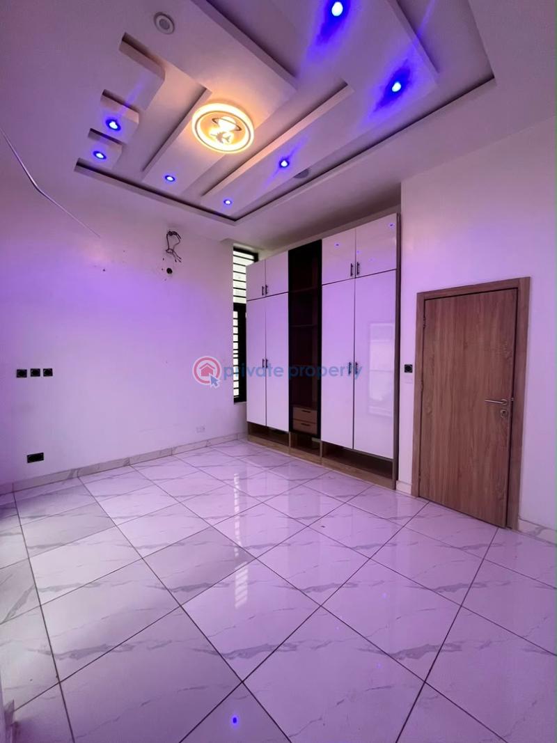 4 bedroom Semi detached Duplex For Rent Ikota Lekki Lagos - 17