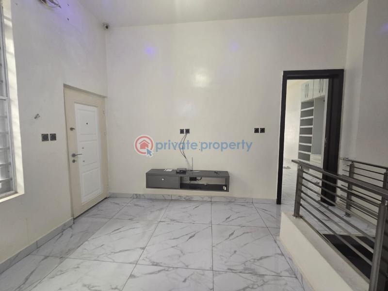 4 bedroom Semi detached Duplex For Rent Chevron Drive Lekki Lagos - 2