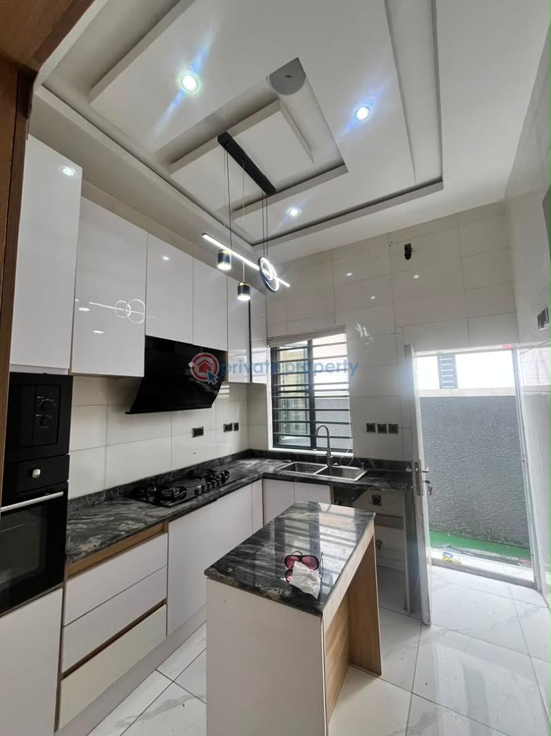 4 bedroom Semi detached Duplex For Rent Ikota Lekki Lagos - 3