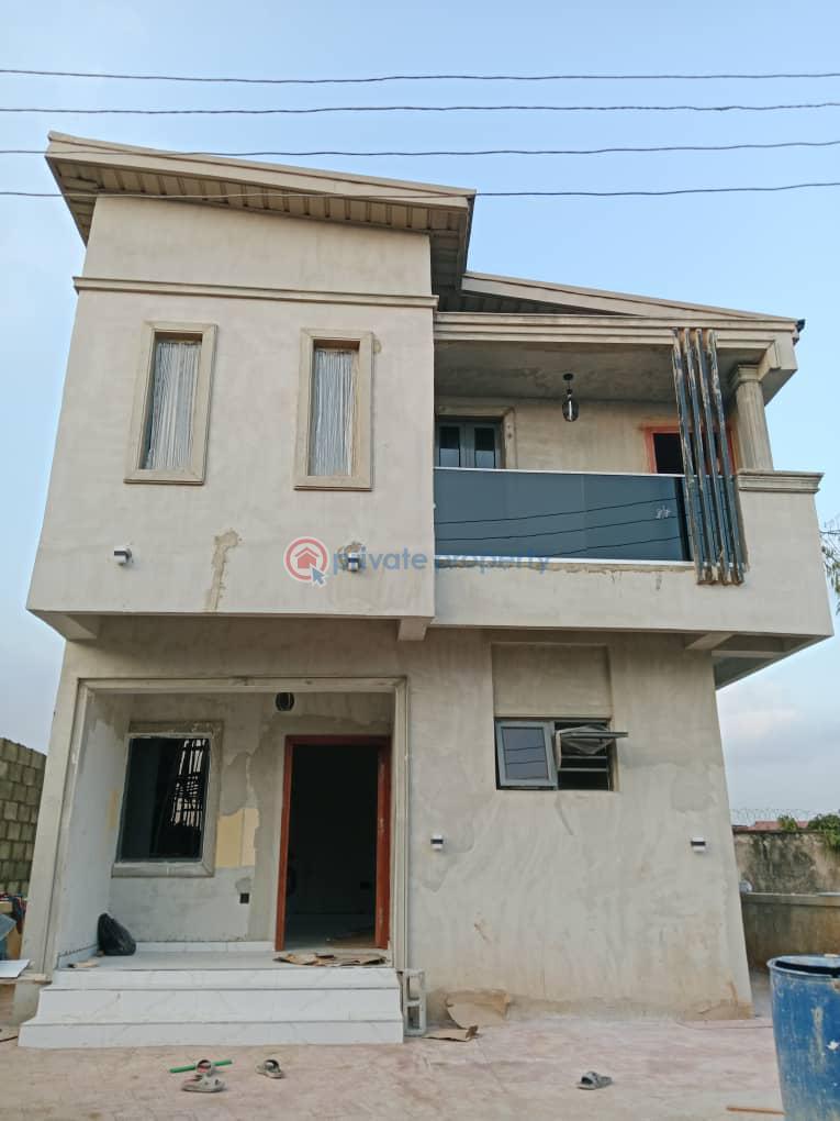 3 bedroom Detached Duplex For Sale Meiran Close To Abule Egba Alimosho Alimosho Lagos - 5