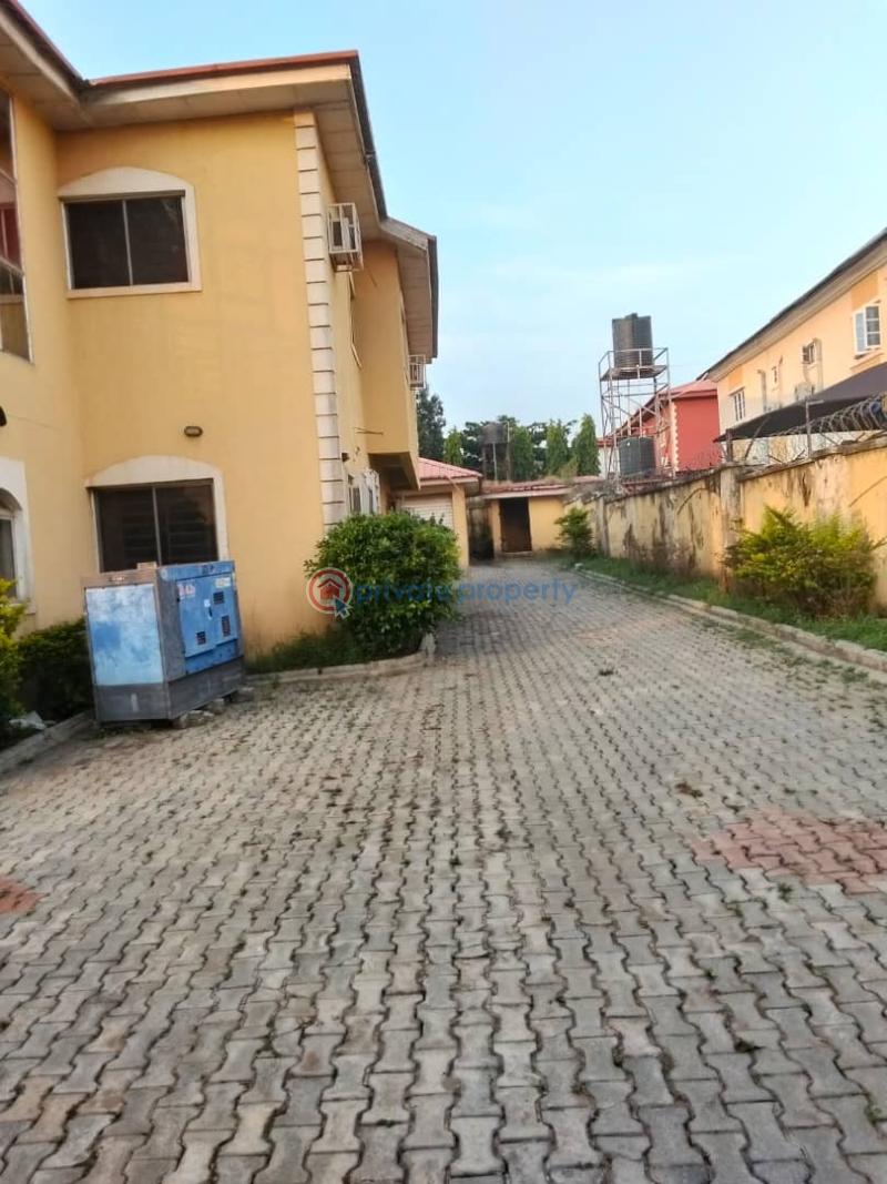 5 bedroom Detached Duplex For Sale Gaduwa Housing Estate Gaduwa Abuja Phase 2  - 3