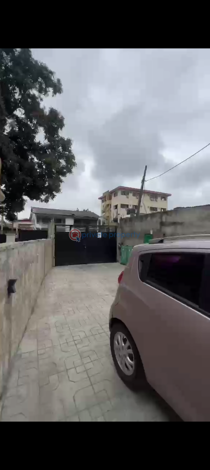 Flat & Apartment For Rent Close To Waec Office Yaba Lagos - 17