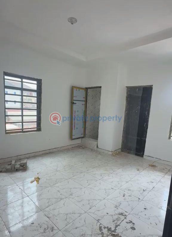 1 bedroom Mini Flat For Rent Shomolu Lagos - 8