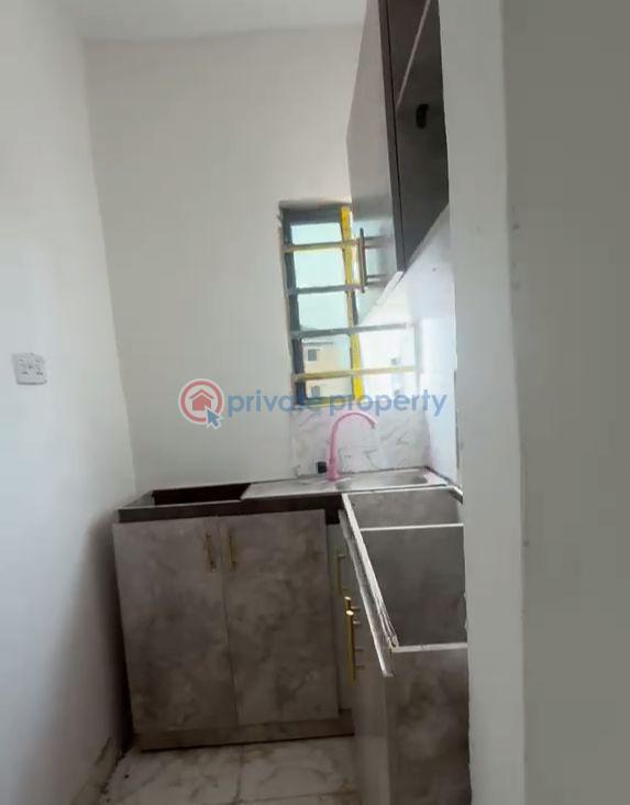 1 bedroom Mini Flat For Rent Shomolu Lagos - 6