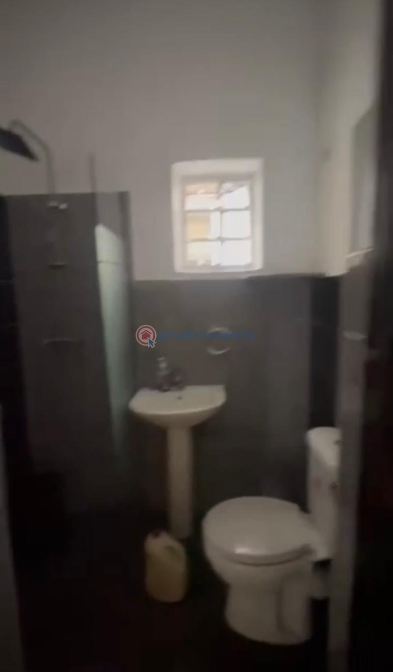 3 bedroom Flat & Apartment For Rent Off Herbert Macaulay Yaba Lagos - 8