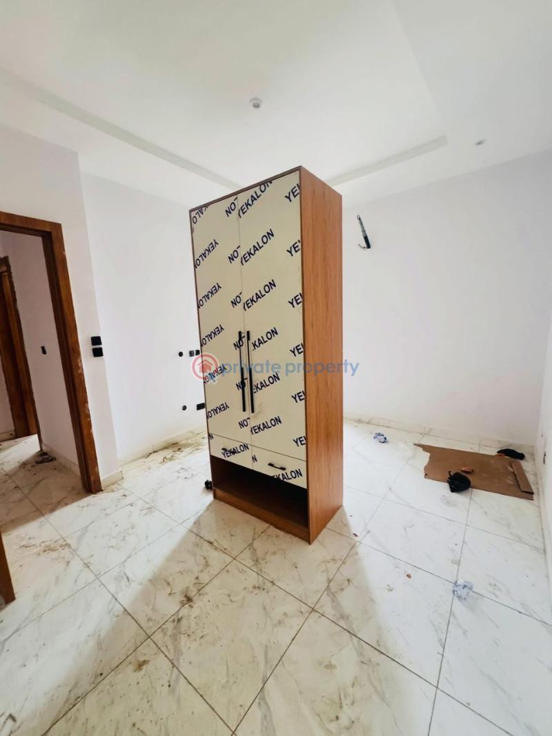 3 bedroom Flat & Apartment For Sale Ikeja Gra Ikeja Lagos - 1