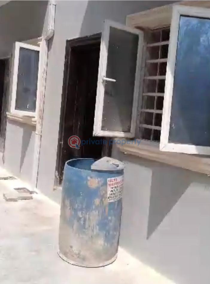 3 bedroom Block Of Flats For Sale Opebi Ikeja Lagos - 8