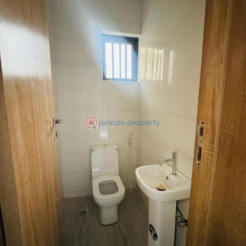 4 bedroom Semi detached Duplex For Sale Magodo Phase Gra 2 Magodo GRA Phase 2 Kosofe/Ikosi Lagos - 6