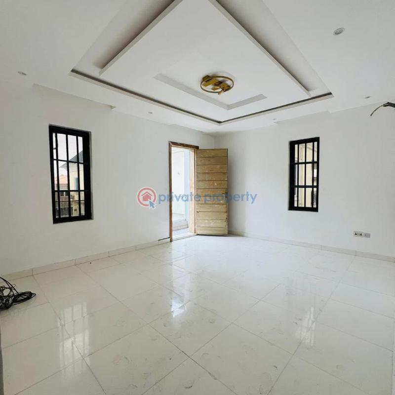 4 bedroom Semi detached Duplex For Sale Magodo Phase Gra 2 Magodo GRA Phase 2 Kosofe/Ikosi Lagos - 3