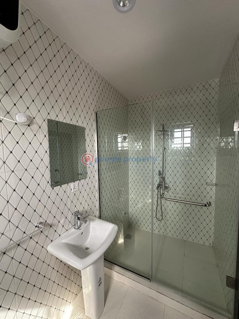 2 bedroom Block Of Flats For Rent Osapa Lekki Lagos - 7