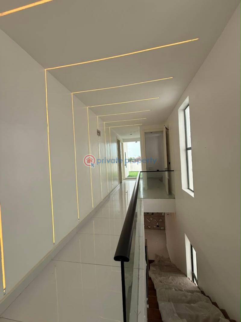 2 bedroom Block Of Flats For Sale Lekki Phase 1 Lagos - 8