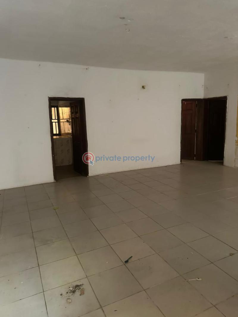 10 bedroom House For Sale College Road Ogba Lagos - 5