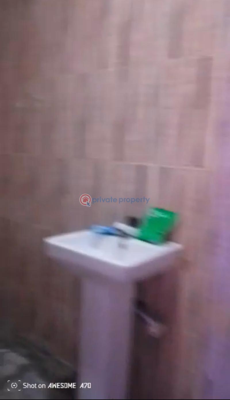 3 bedroom Flat & Apartment For Rent Sabo Yaba Lagos - 3