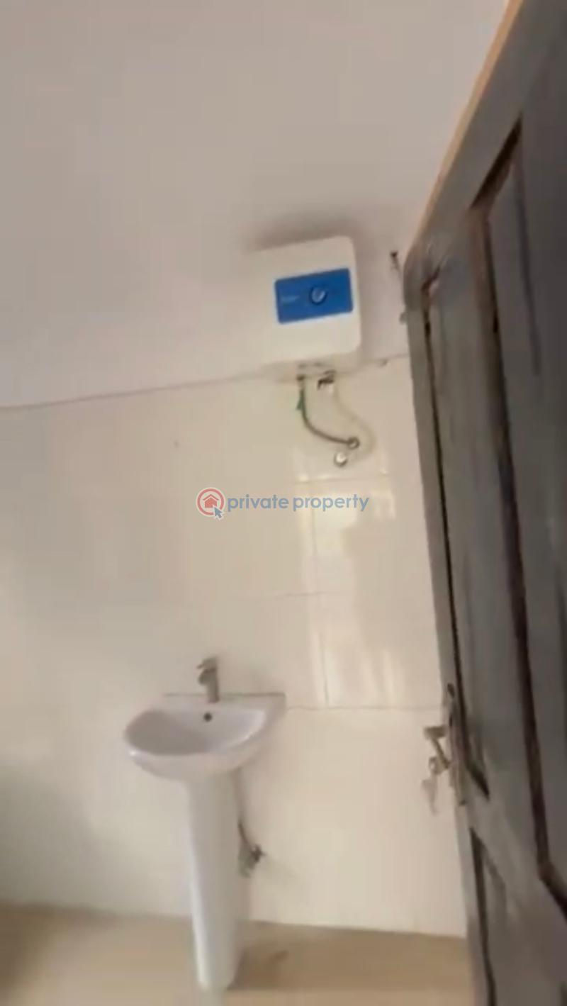3 bedroom Flat & Apartment For Rent Off Brown Road Aguda  Surulere Lagos - 4