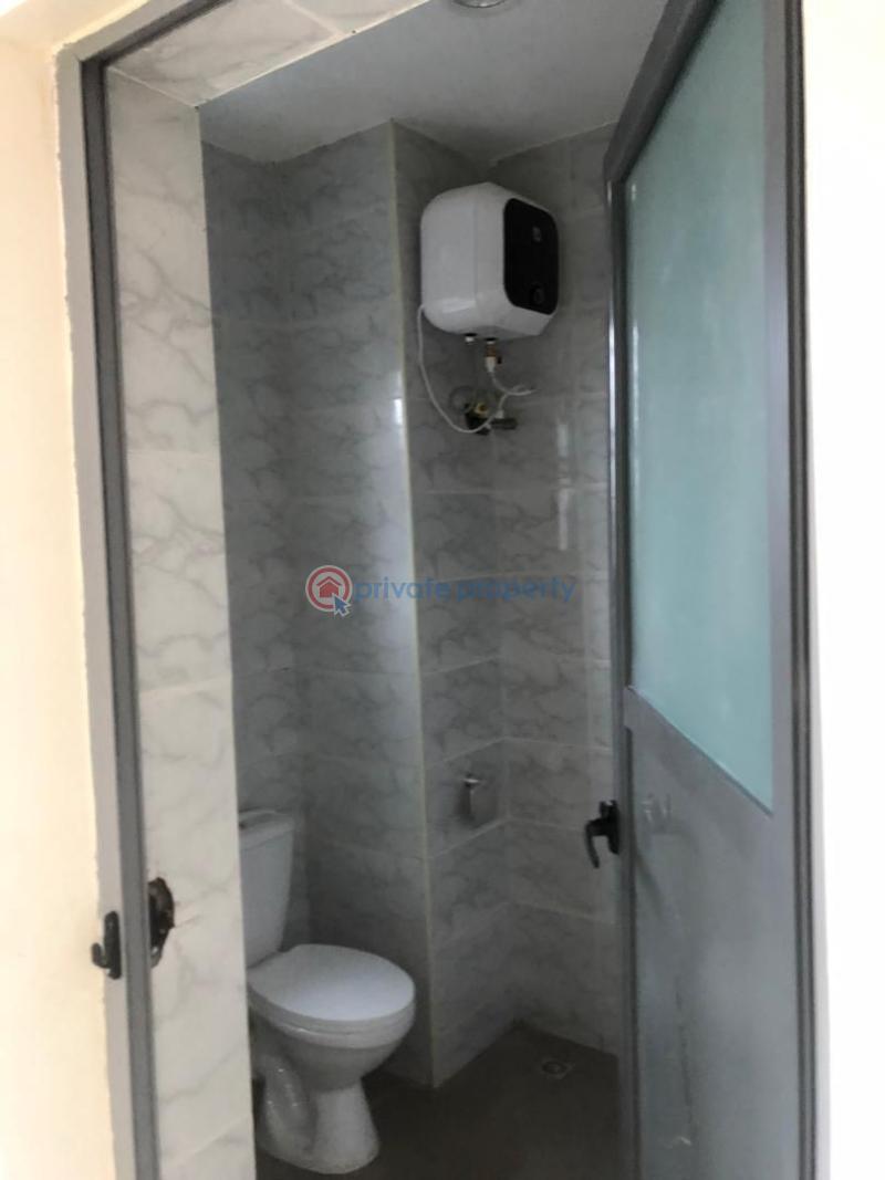 3 bedroom Block Of Flats For Rent Olaleye New Estate Iponri Alaka/Iponri Surulere Lagos - 7