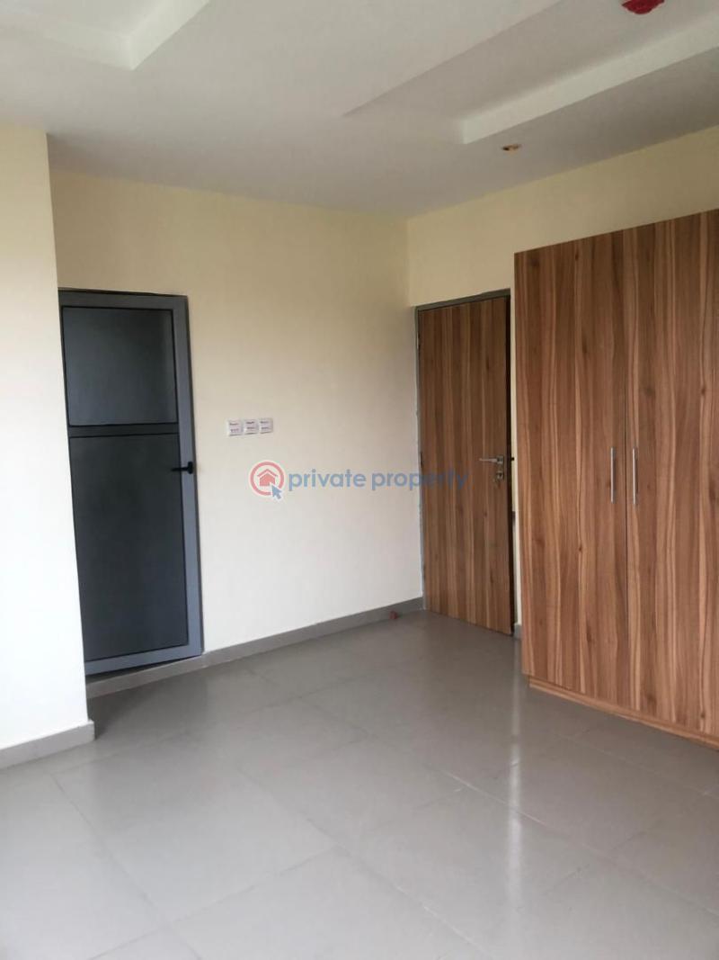 3 bedroom Block Of Flats For Rent Surulere Lagos - 1