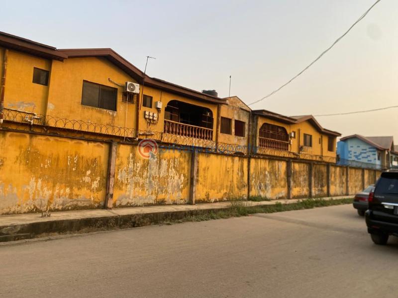 10 bedroom House For Sale Akowonjo Alimosho Lagos - 5