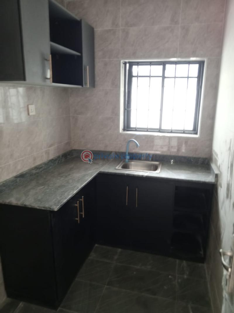 4 bedroom Flat & Apartment For Sale By Ogba Close To Ikeja Fagba Agege Lagos - 6