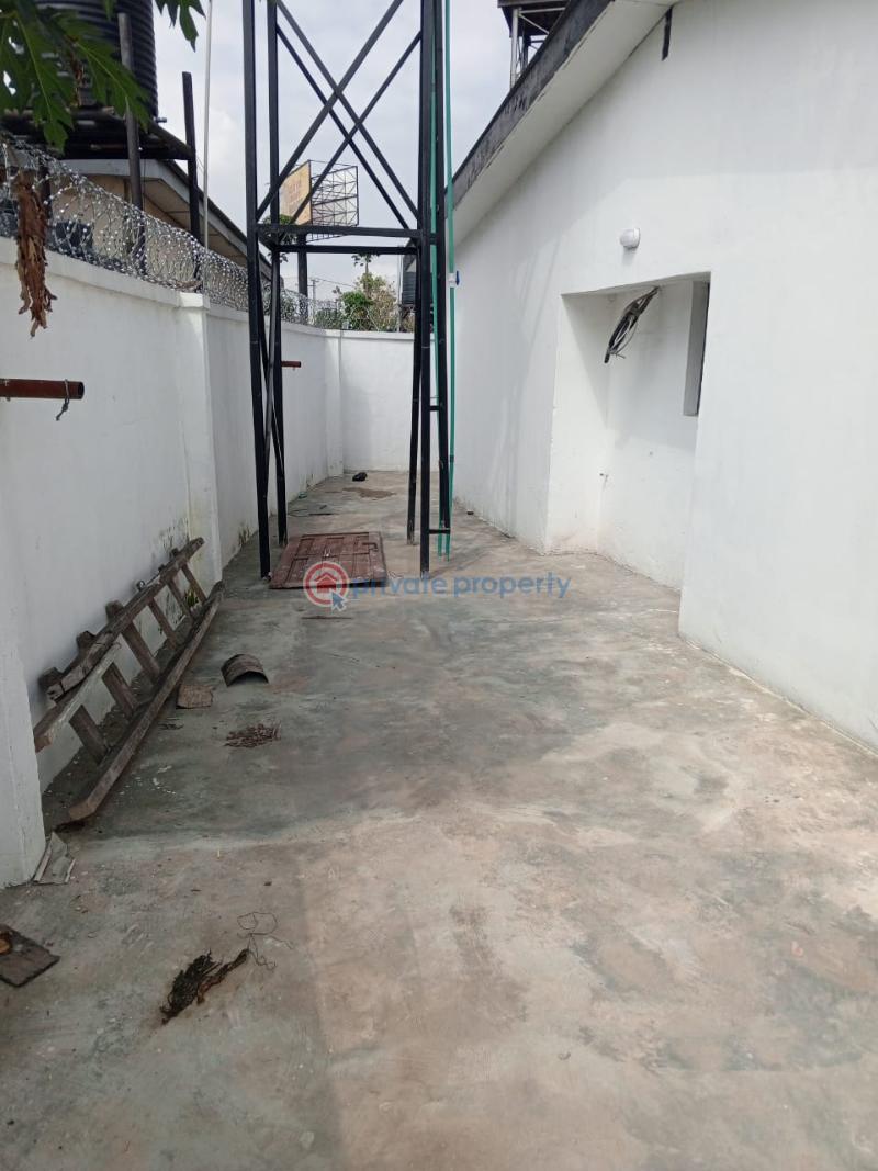 4 bedroom Flat & Apartment For Sale By Ogba Close To Ikeja Fagba Agege Lagos - 10