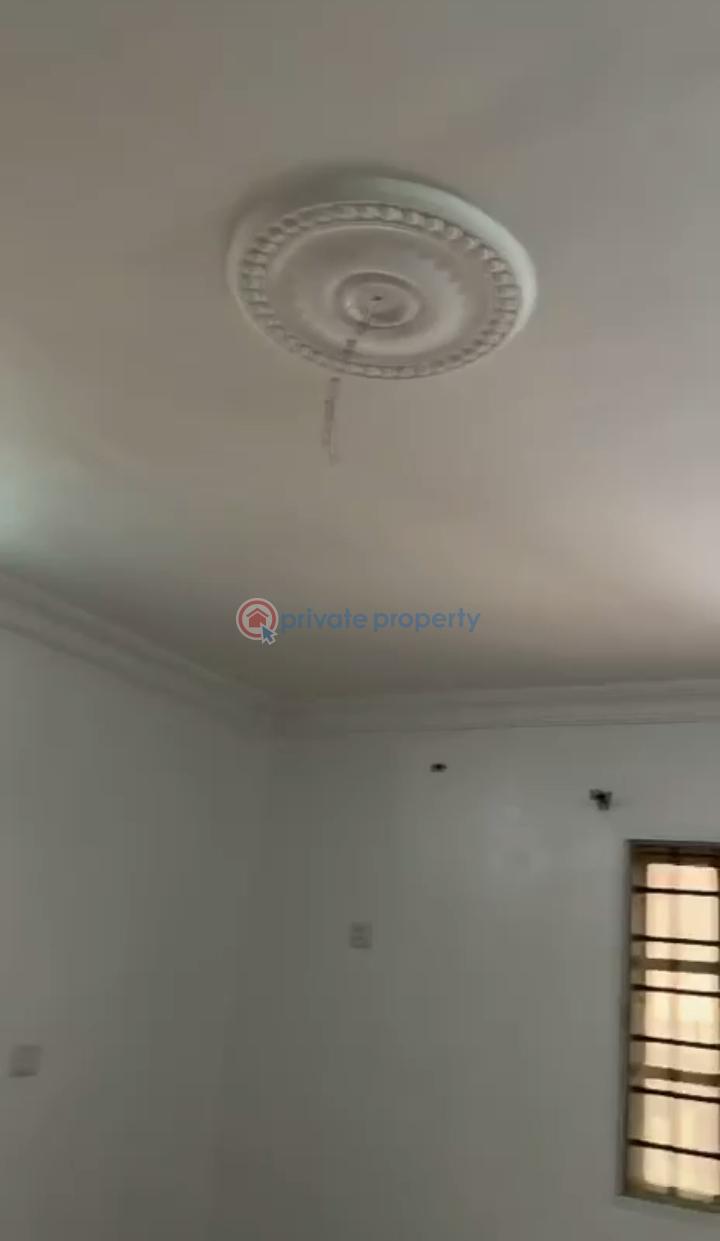 2 bedroom Flat & Apartment For Rent Alagomeji Yaba Lagos - 17