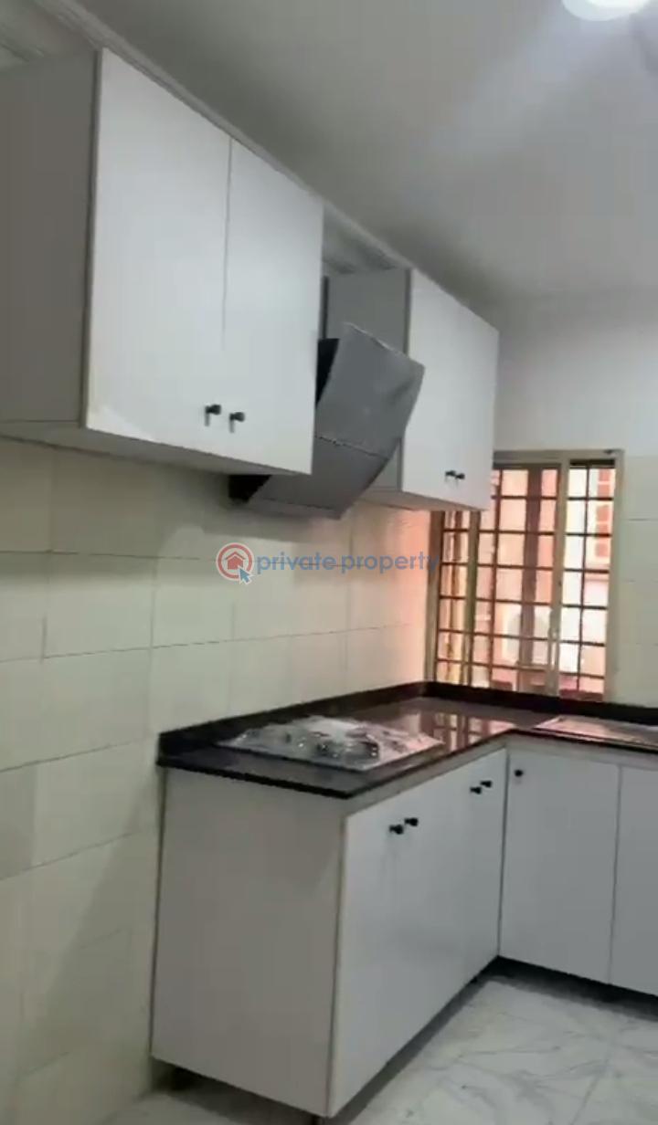 2 bedroom Flat & Apartment For Rent Alagomeji Yaba Lagos - 6