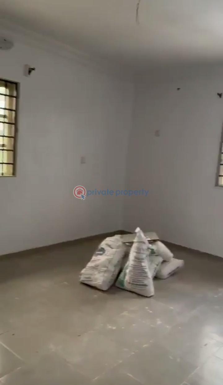 2 bedroom Flat & Apartment For Rent Alagomeji Yaba Lagos - 12