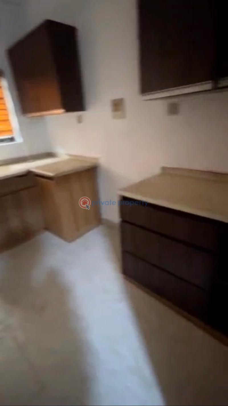 2 bedroom Flat & Apartment For Rent Sabo Yaba Lagos - 3