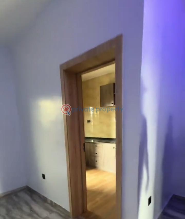 2 bedroom Flat & Apartment For Rent Off Fashoro Surulere Lagos - 3