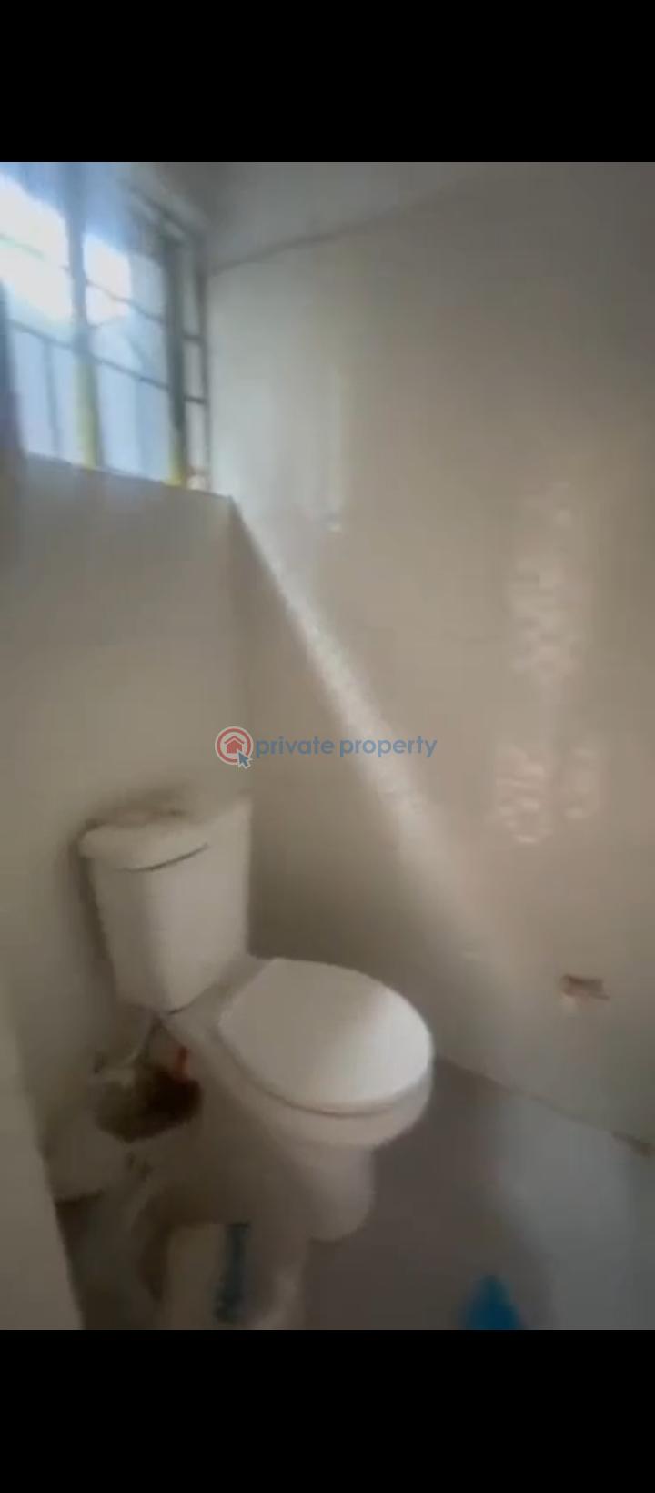 1 bedroom Mini Flat For Rent Off Folagoro Road, Yaba Lagos Fola Agoro Yaba Lagos - 7