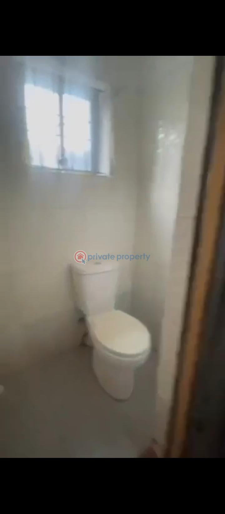 1 bedroom Mini Flat For Rent Off Folagoro Road, Yaba Lagos Fola Agoro Yaba Lagos - 1