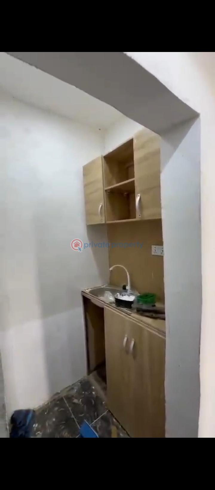 Self Contain For Rent Ilupeju Palmgrove Lagos Ilupeju Lagos - 6
