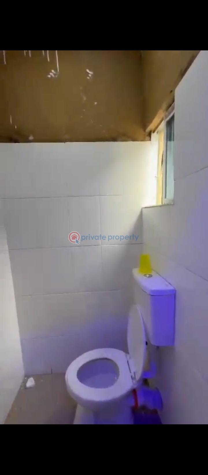 Self Contain For Rent Ilupeju Palmgrove Lagos Ilupeju Lagos - 5