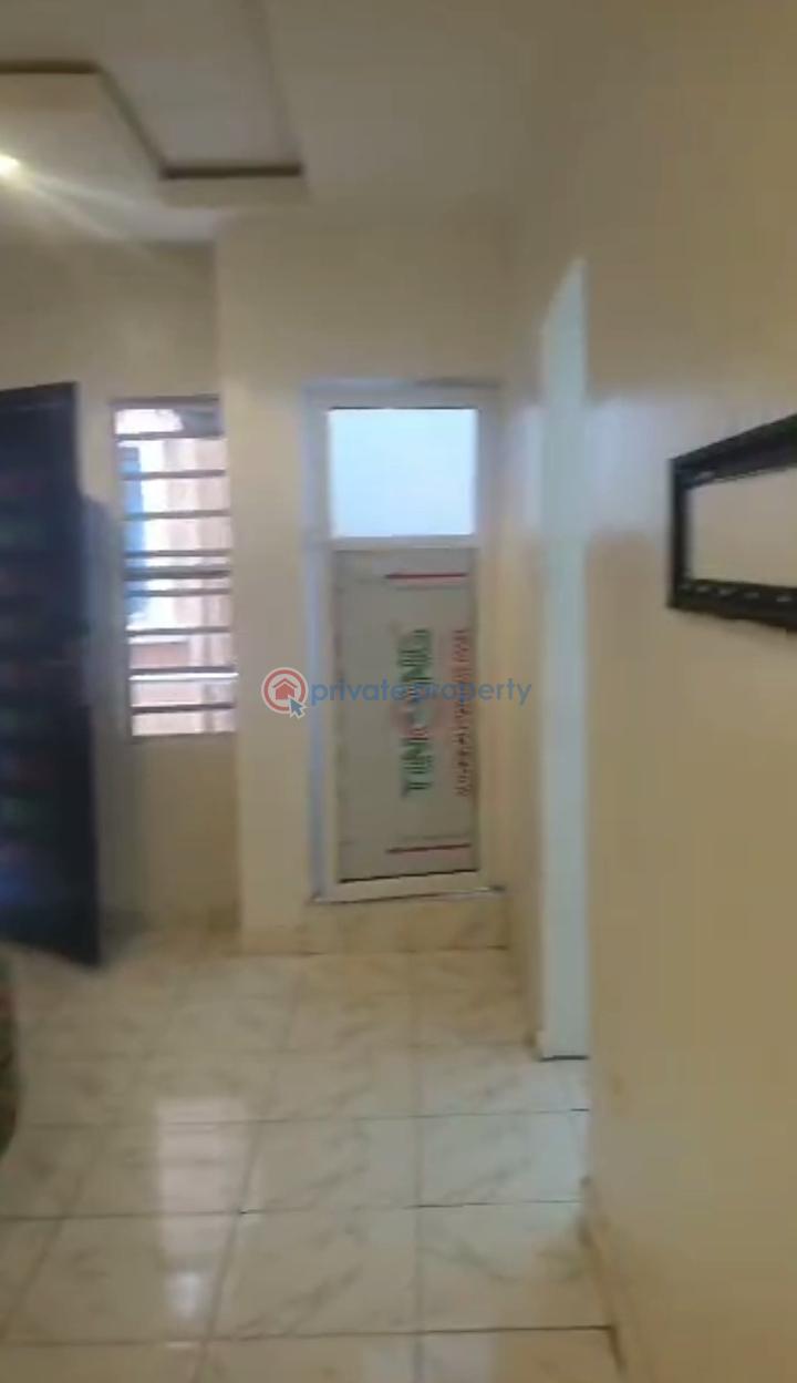 2 bedroom Flat & Apartment For Rent Adekunle, Old Yaba Rd Yaba Lagos - 3