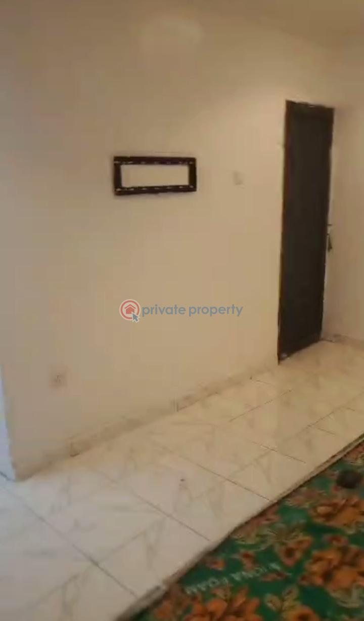 2 bedroom Flat & Apartment For Rent Adekunle, Old Yaba Rd Yaba Lagos - 5