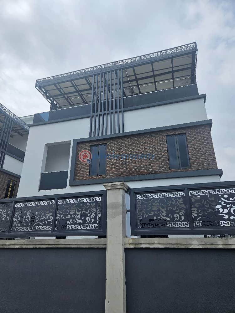 5 bedroom Detached Duplex For Sale Ikeja GRA Lagos