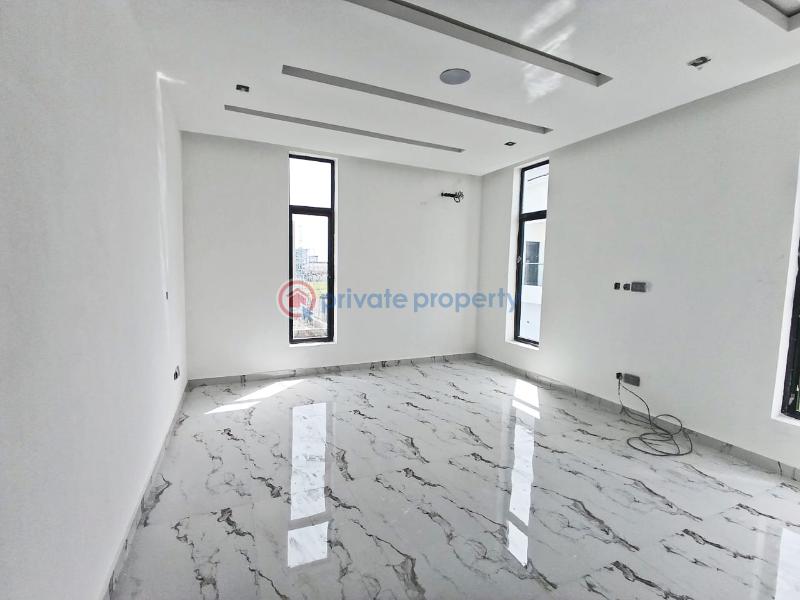 Executive, well built 5 bedroom semi-detached duplex with bq for sale. - 13 5 bedroom Detached Duplex For Sale Ikate Elegushi Lekki Lagos - 13