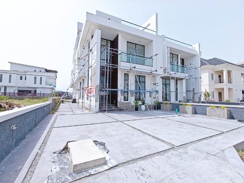 Executive, well built 5 bedroom semi-detached duplex with bq for sale. - 0 5 bedroom Detached Duplex For Sale Ikate Elegushi Lekki Lagos - 0