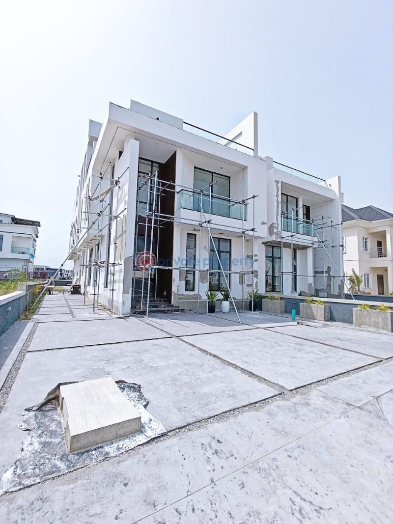 Executive, well built 5 bedroom semi-detached duplex with bq for sale. - 1 5 bedroom Detached Duplex For Sale Ikate Elegushi Lekki Lagos - 1