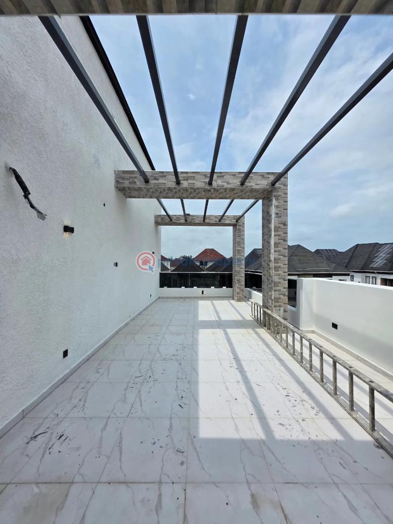 Executive,well built 5-bedroom detached duplex with bq for  sale - 19 5 bedroom Detached Duplex For Sale Chevron Drive Lekki Lagos - 19