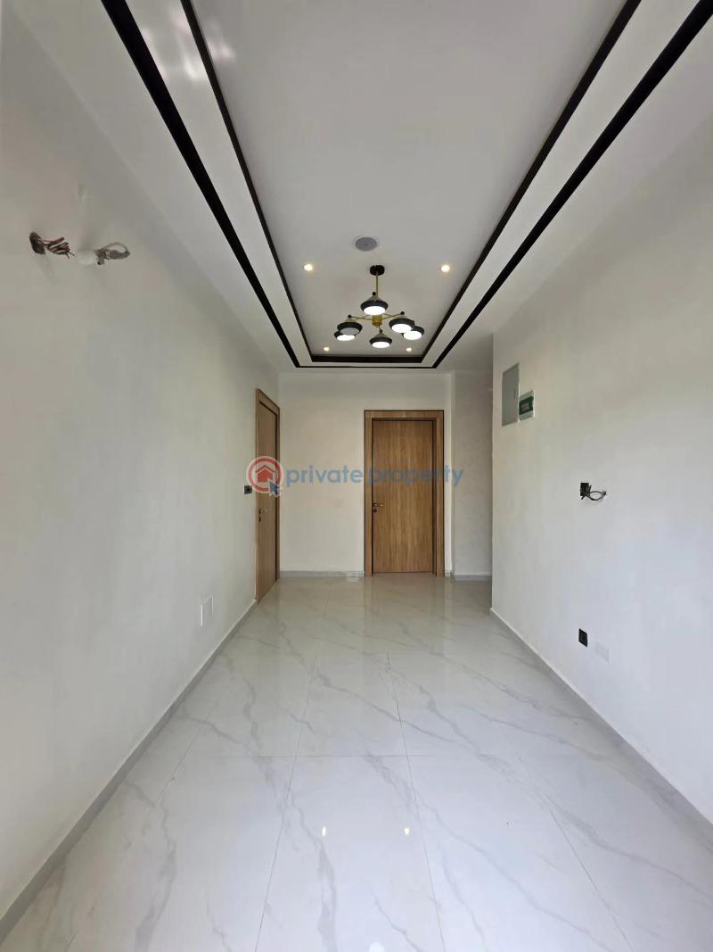 Executive,well built 5-bedroom detached duplex with bq for  sale - 6 5 bedroom Detached Duplex For Sale Chevron Drive Lekki Lagos - 6
