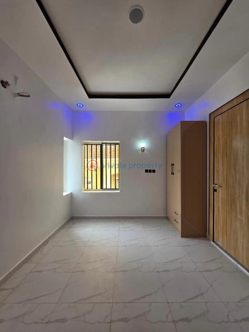 Executive,well built 5-bedroom detached duplex with bq for  sale - 14 5 bedroom Detached Duplex For Sale Chevron Drive Lekki Lagos - 14
