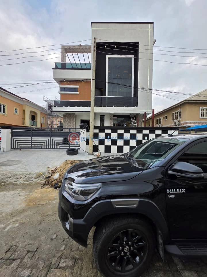 Executive,well built 5-bedroom detached duplex with bq for  sale - 0 5 bedroom Detached Duplex For Sale Chevron Drive Lekki Lagos - 0