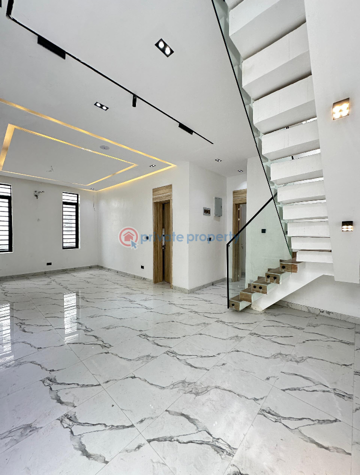 4 bedroom Detached Duplex For Sale Located Inside Secured And Quiet Estate ,constant Light, Secured Estate In Chevron,chat Me Up For More Information Chevron Drive Lekki Lagos - 4