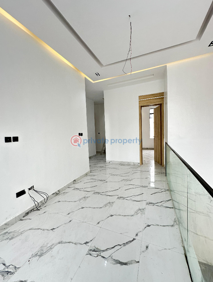 4 bedroom Detached Duplex For Sale Located Inside Secured And Quiet Estate ,constant Light, Secured Estate In Chevron,chat Me Up For More Information Chevron Drive Lekki Lagos - 9