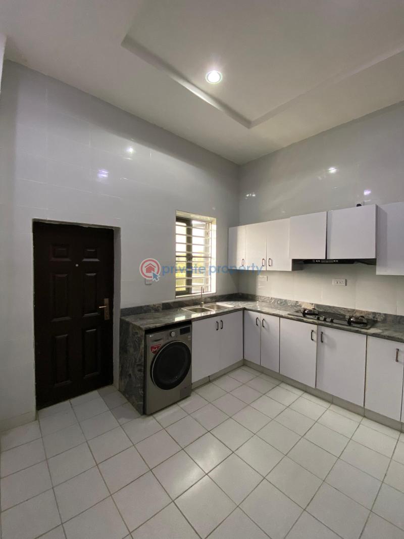 Exotic 4 bedroom duplex with gym and pool - 7 4 bedroom Duplex For Sale Osapa Lekki Lagos - 7