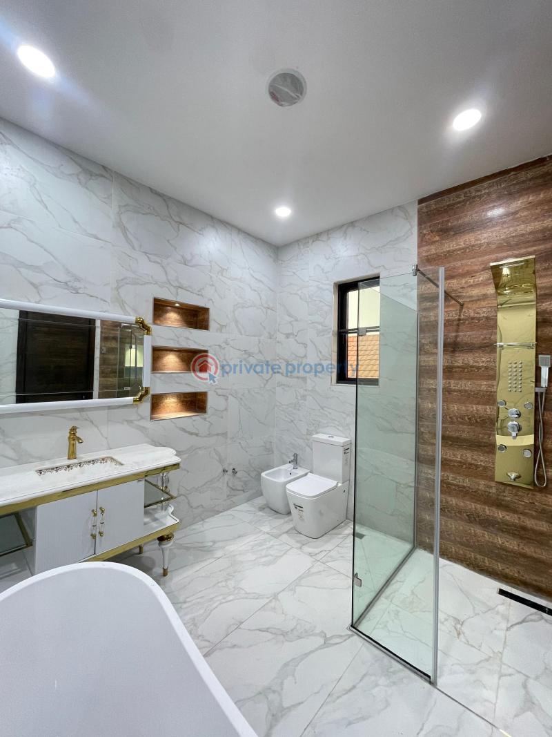 Exotic 5 bedroom fully detached duplex at with bq and swimming pool. - 7 5 bedroom Detached Duplex For Sale Lekki Phase 1 Lagos - 7