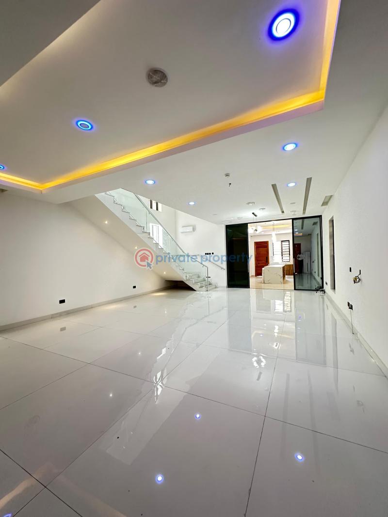 Exotic 5 bedroom fully detached duplex at with bq and swimming pool. - 1 5 bedroom Detached Duplex For Sale Lekki Phase 1 Lagos - 1